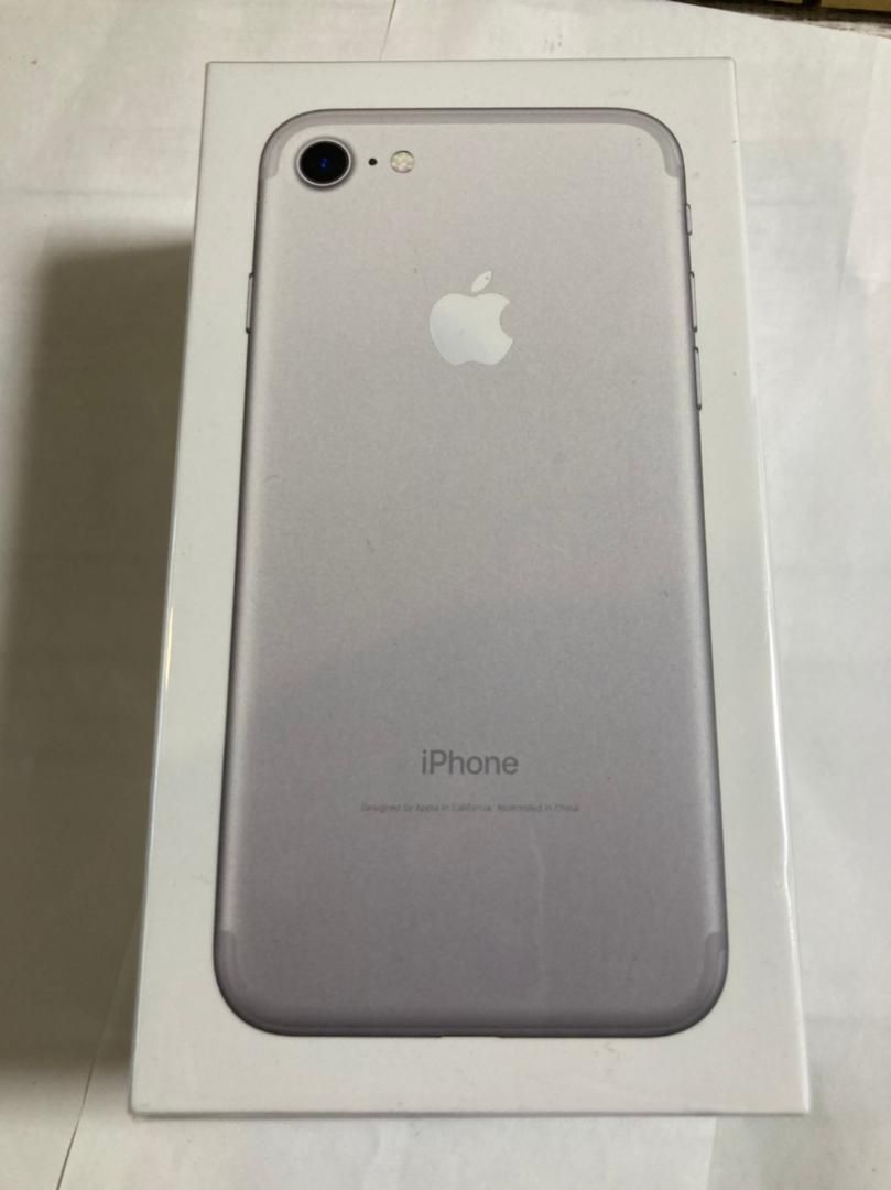 新品 iphone 7 32GB シルバー silver - メルカリ