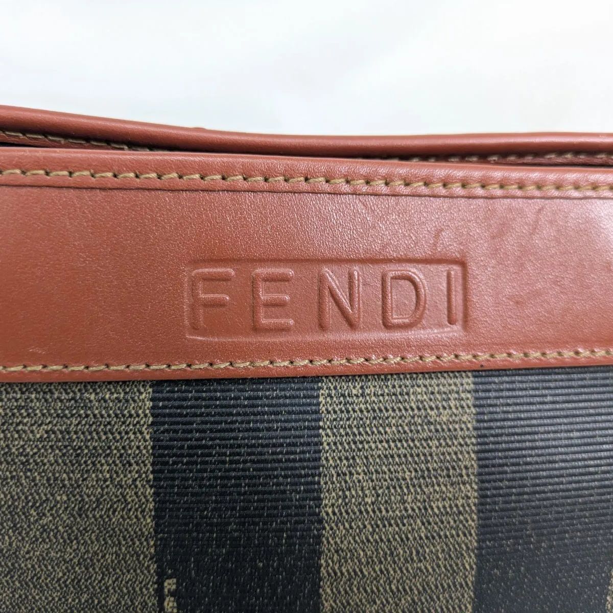 美品　FENDI✨フェンディ　ペカン柄　クラッチバッグ　セカンドバッグ 美品 FENDI/フェンディ ペカン柄 クラッチバッグ セカンドバッグ