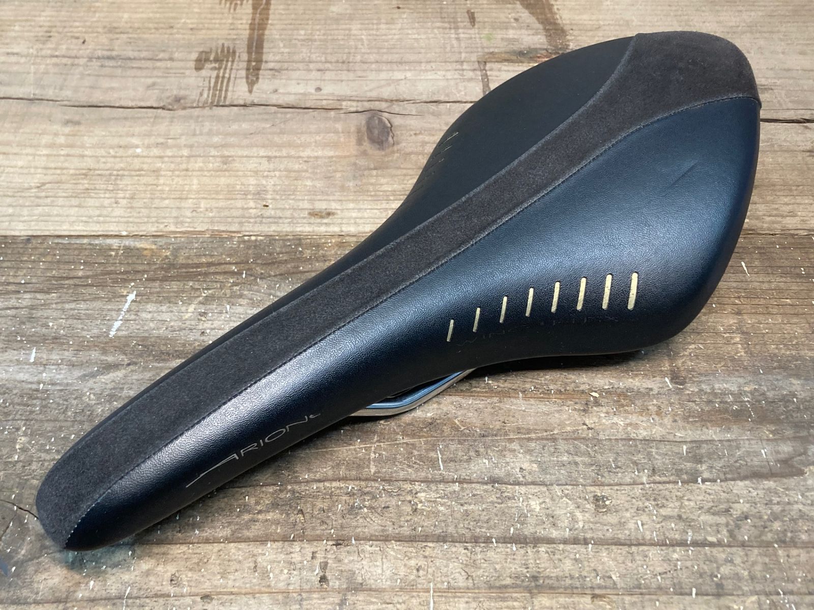 R3 ARIONE OPEN fizik サドル Fizik(フィジーク)の新型ARIONE(アリオネ 