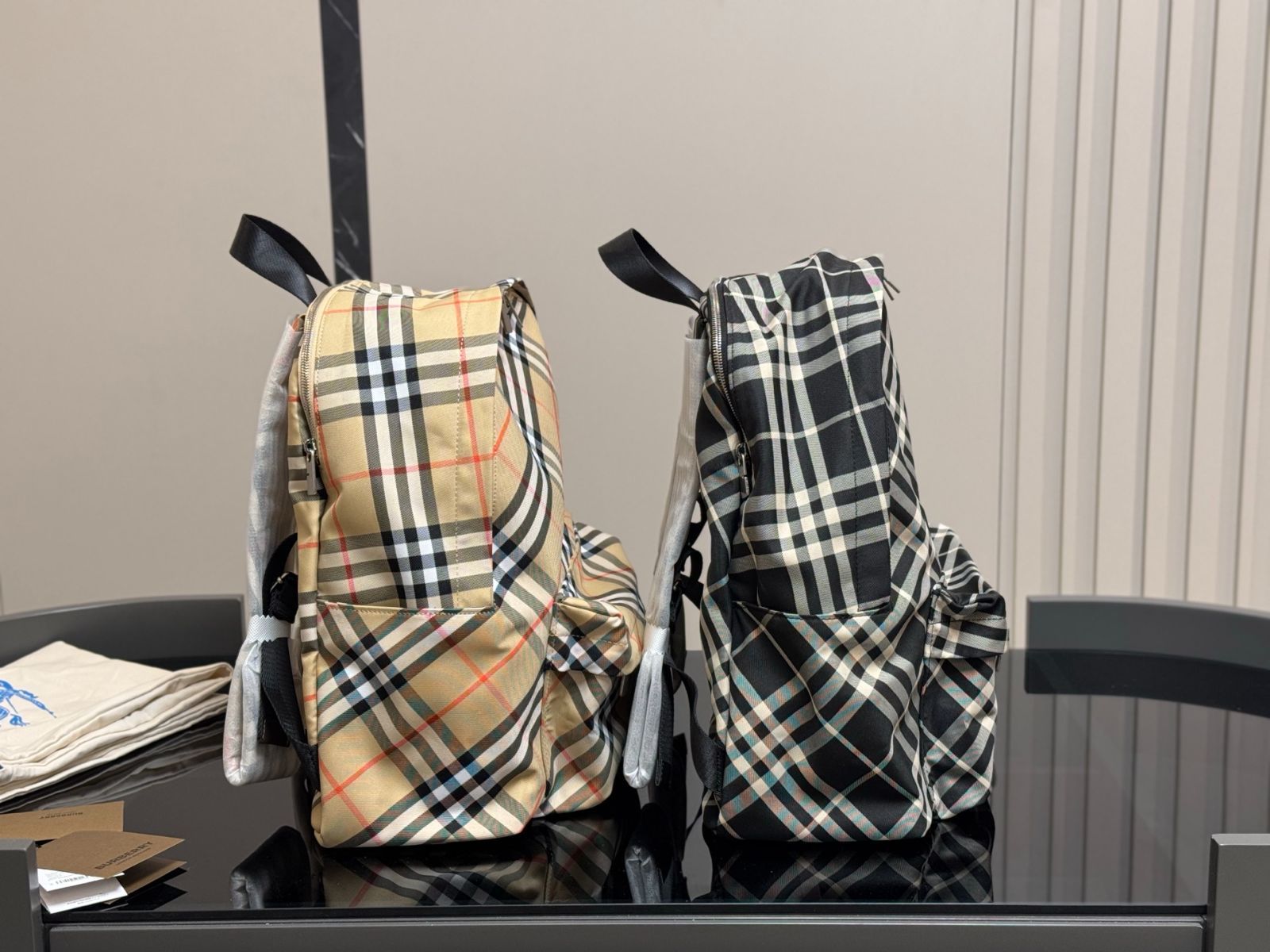  今日 Burberry バーバリー ダブルショルダーバッグ トレンチ風ナイロン -MM輸入 ハンドバッグ バッグ