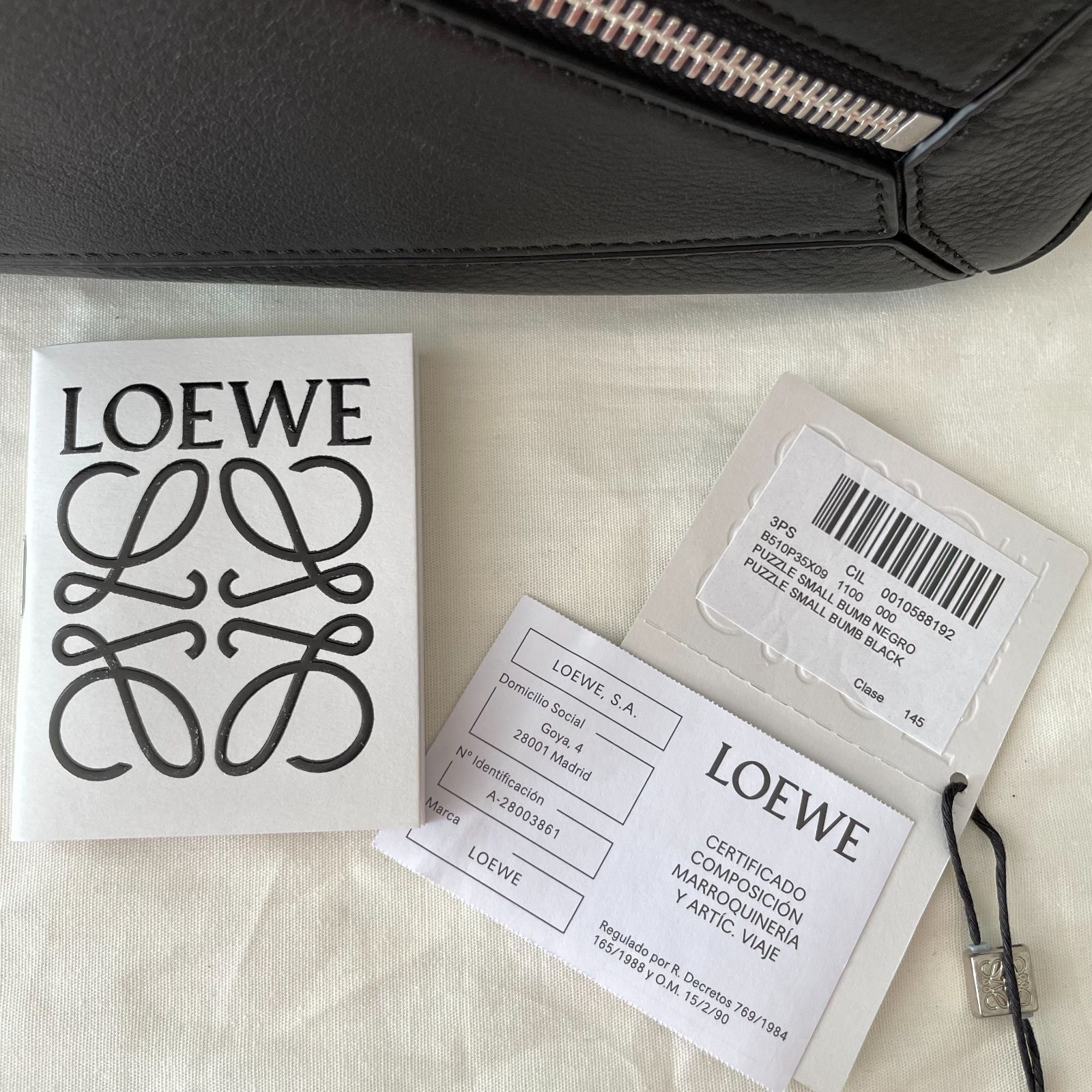 【新品】LOEWE（ロエベ）Small Puzzle bumbag