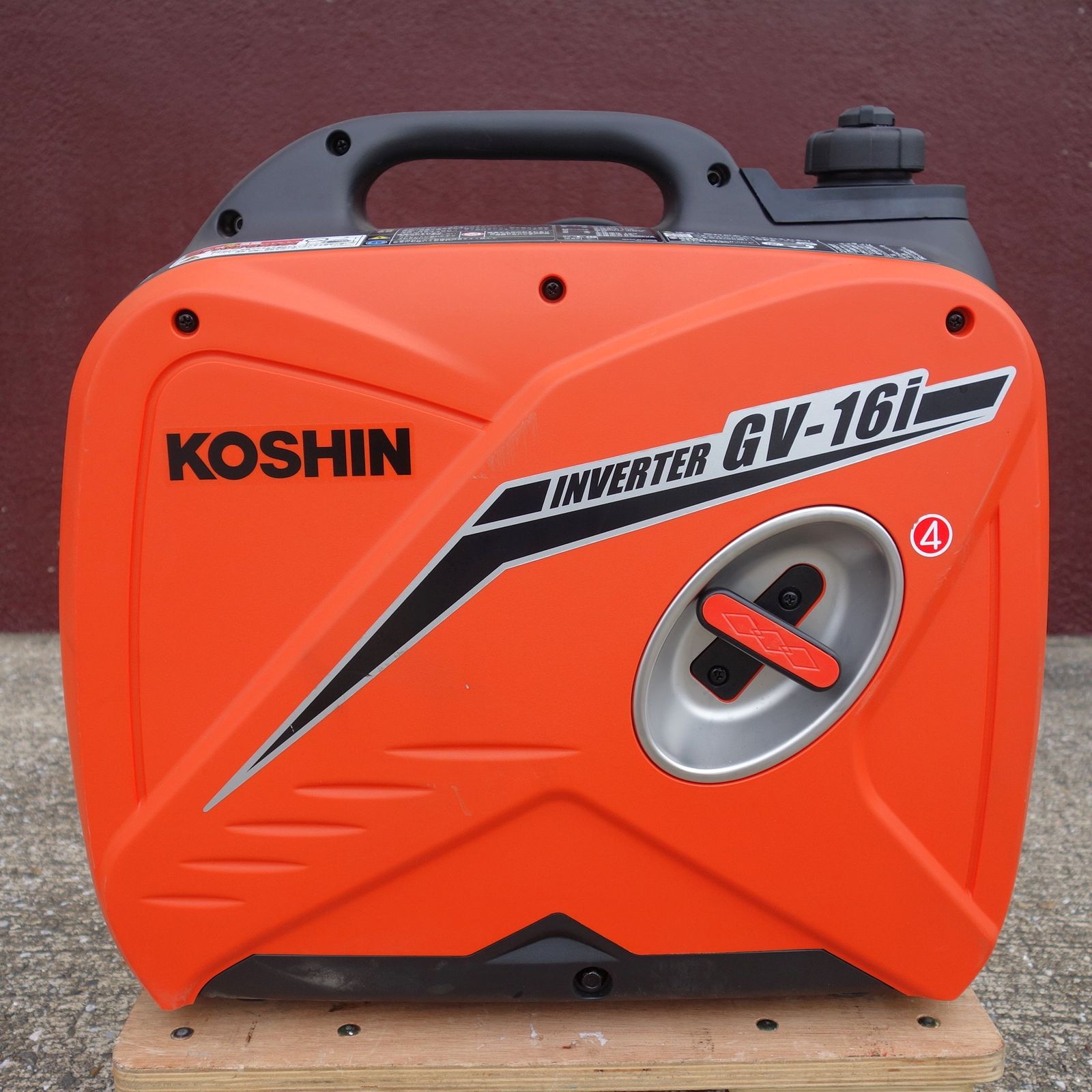 送料無料] 美品◇KOSHIN 工進 インバーター発電機 GV-16i-AAA-5 定格出力1.6kVA 屋外用 超低騒音◇ - メルカリ