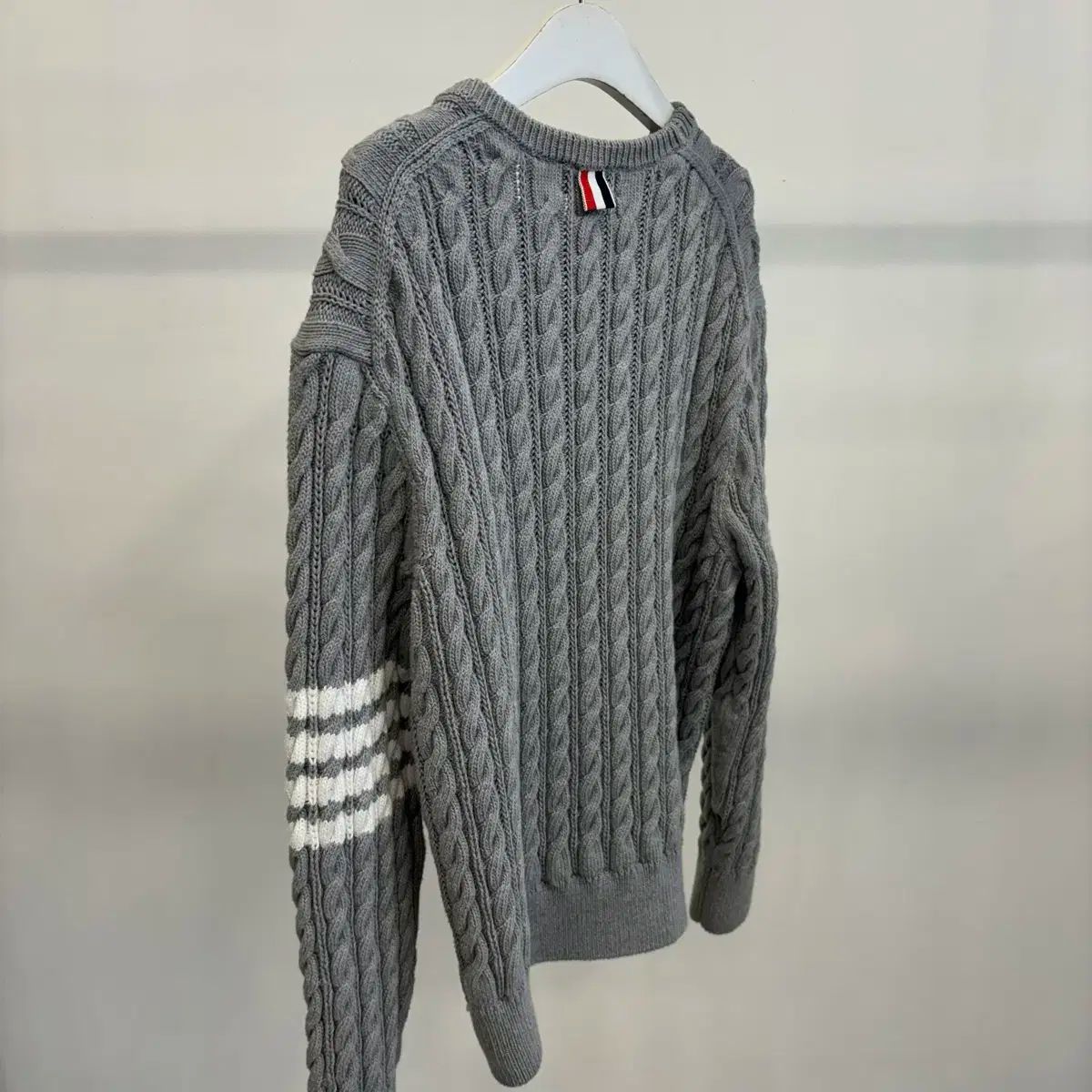 郵送買取 新品5台以上送料無料キャンペーン中！！  4 Thom Browne(トム・ブラウン) コットン 斜線 ケーブル ニット トップス