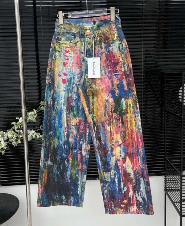 人気 Acne