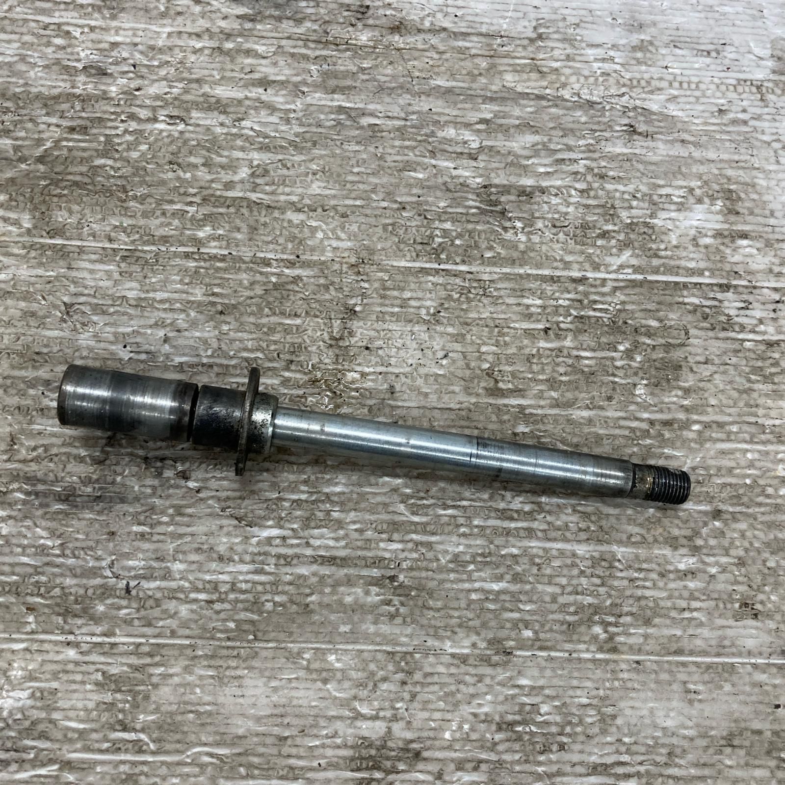 SUZUKI バンディット250 GJ74A アクスルシャフト フロント スズキ