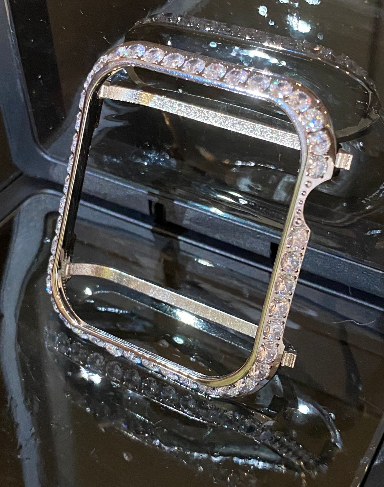 シルバー AppleWatchカバー 保護 大粒ジルコニア ケース アップルウォッチ メッキ キラキラ シルバー ジルコニア メンズ レディース 40mm 41mm 44mm 45mm
