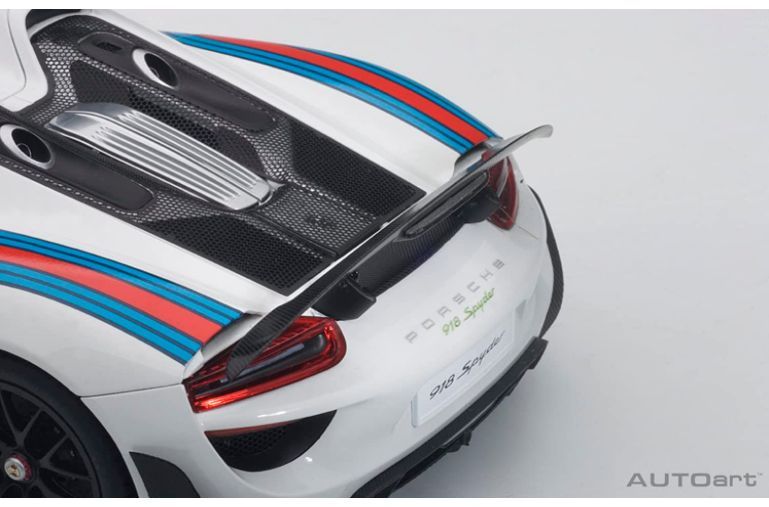 AUTOart 1/18 ポルシェ 918 スパイダー バイザッハ・パッケージ