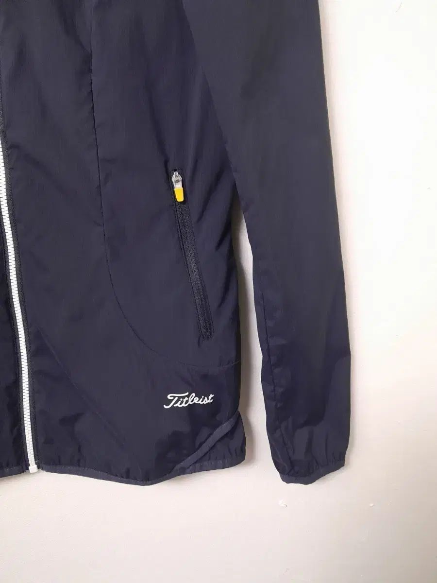 Titleist(タイトリスト) 裏地なし ジップアップ ウィンド