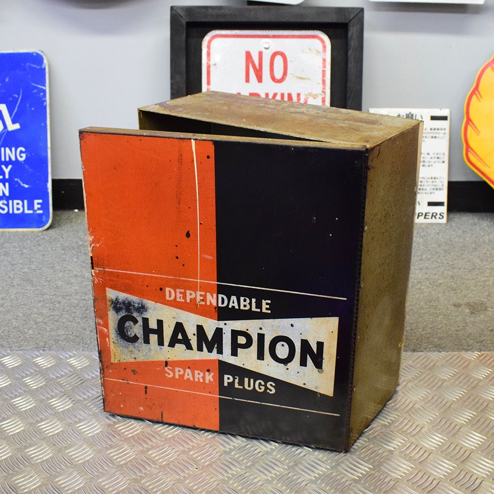 【★大感謝セール】 CHAMPION】 ツール 道具箱 壁掛け 収納 ロッカー ビンテージ アンティーク雑貨