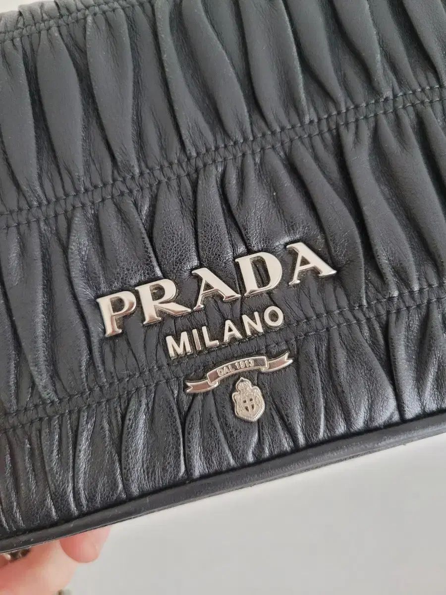 プラダ ゴーフル