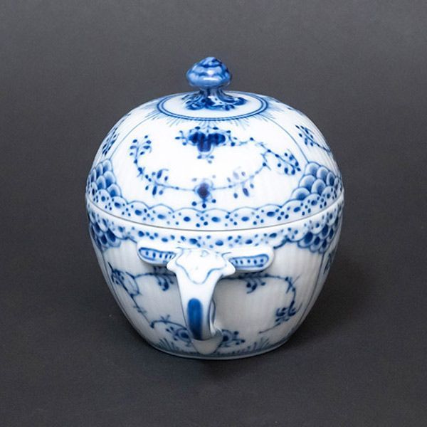 ロイヤルコペンハーゲン　ブルーフルーテッドシュガーポット＆クリーマー ロイヤルコペンハーゲン シュガーポット＆クリーマー□ブルー