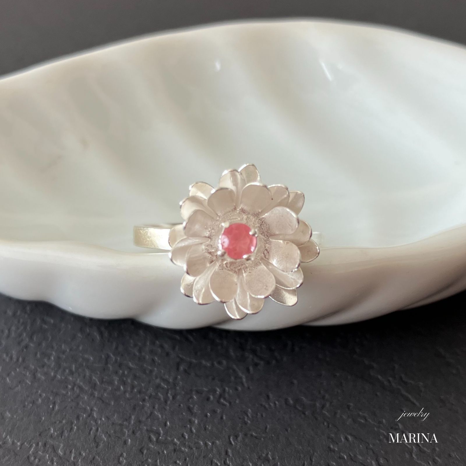 ジルコニア} Lotus 蓮の花のリング silver - jewelry MARINA - メルカリ