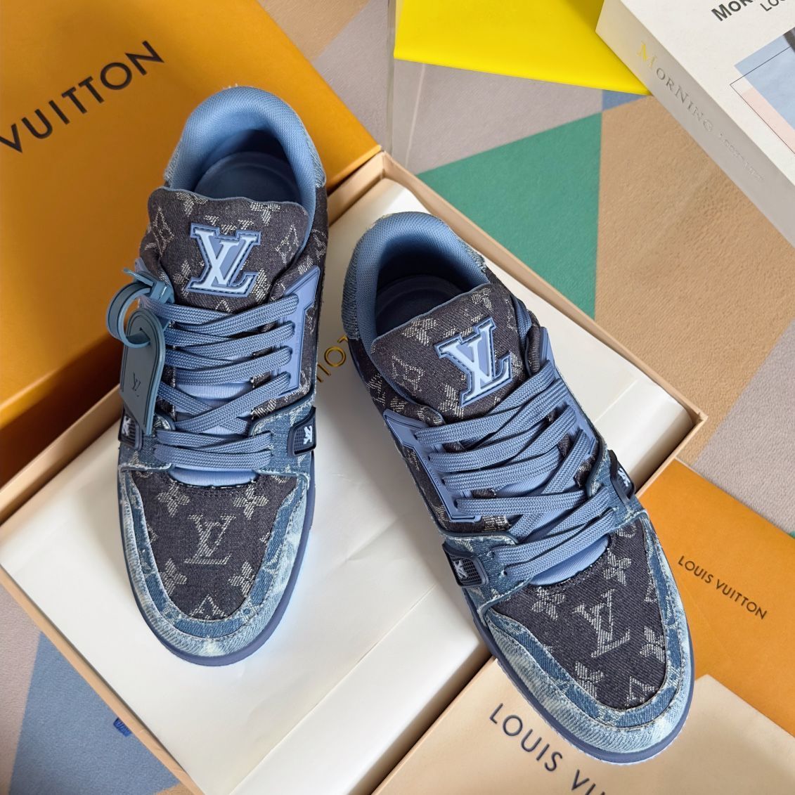 Louis Vuitton trainer レトロブルーのロートップファッショナブルなカジュアルシューズ