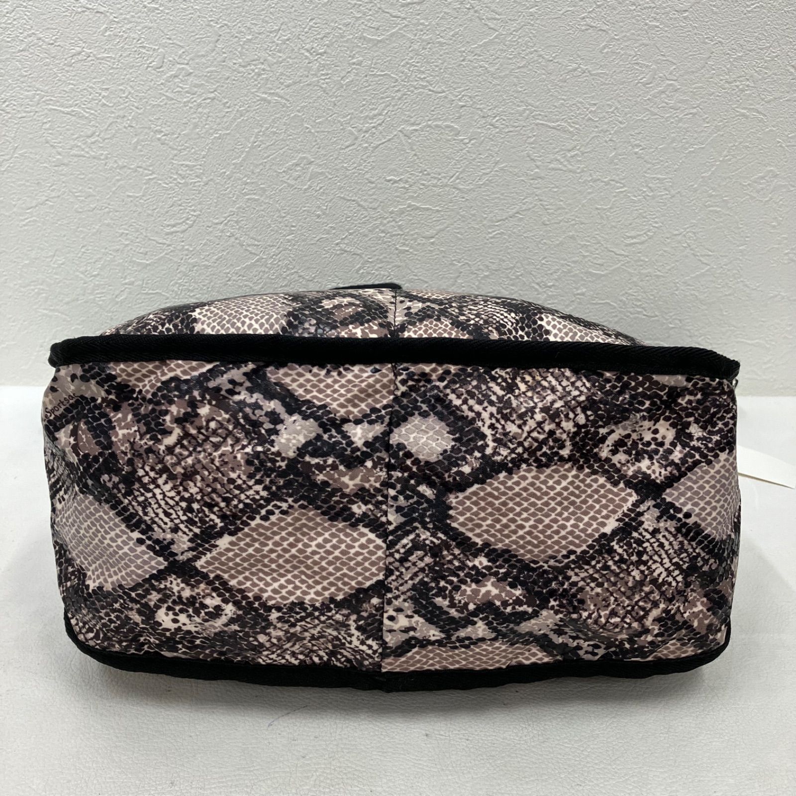 4659 LeSportsac レスポートサック 2way ショルダーバッグ パイソン柄