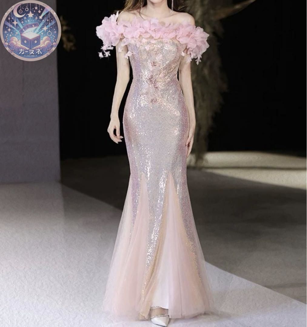 お花のデザインが可愛い 裾はチュールのオフショルロングドレス 新品未使用 お花のデザインが可愛い 裾はチュールのオフショル