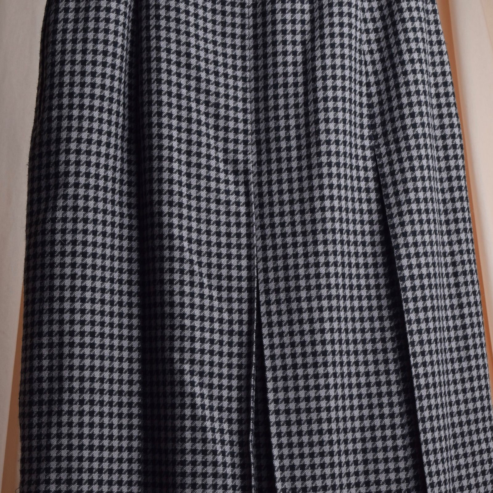 Houndstooth pattern