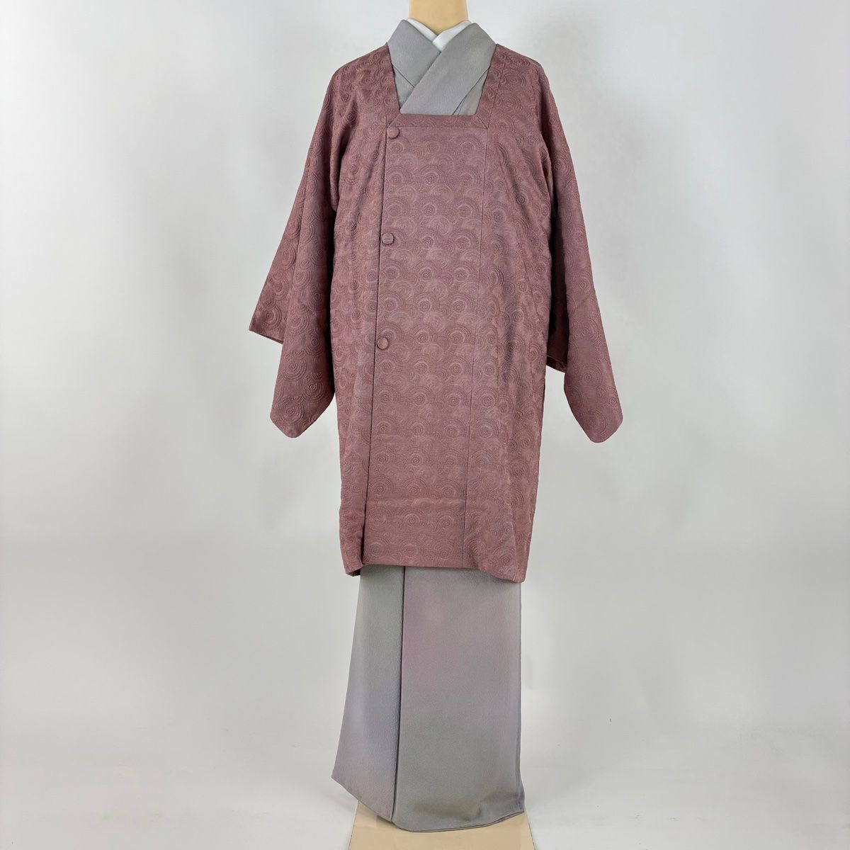 道行 身丈96cm 裄丈65cm M 和装コート 角衿 幾何学 薄小豆 正絹 秀品