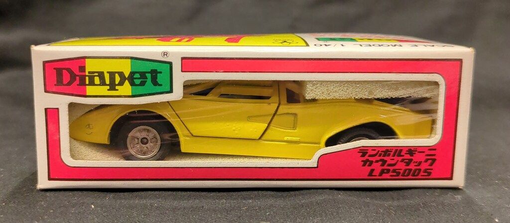 ヨネザワ玩具 1/40スケール ダイヤペット ランボルギーニカウンタック