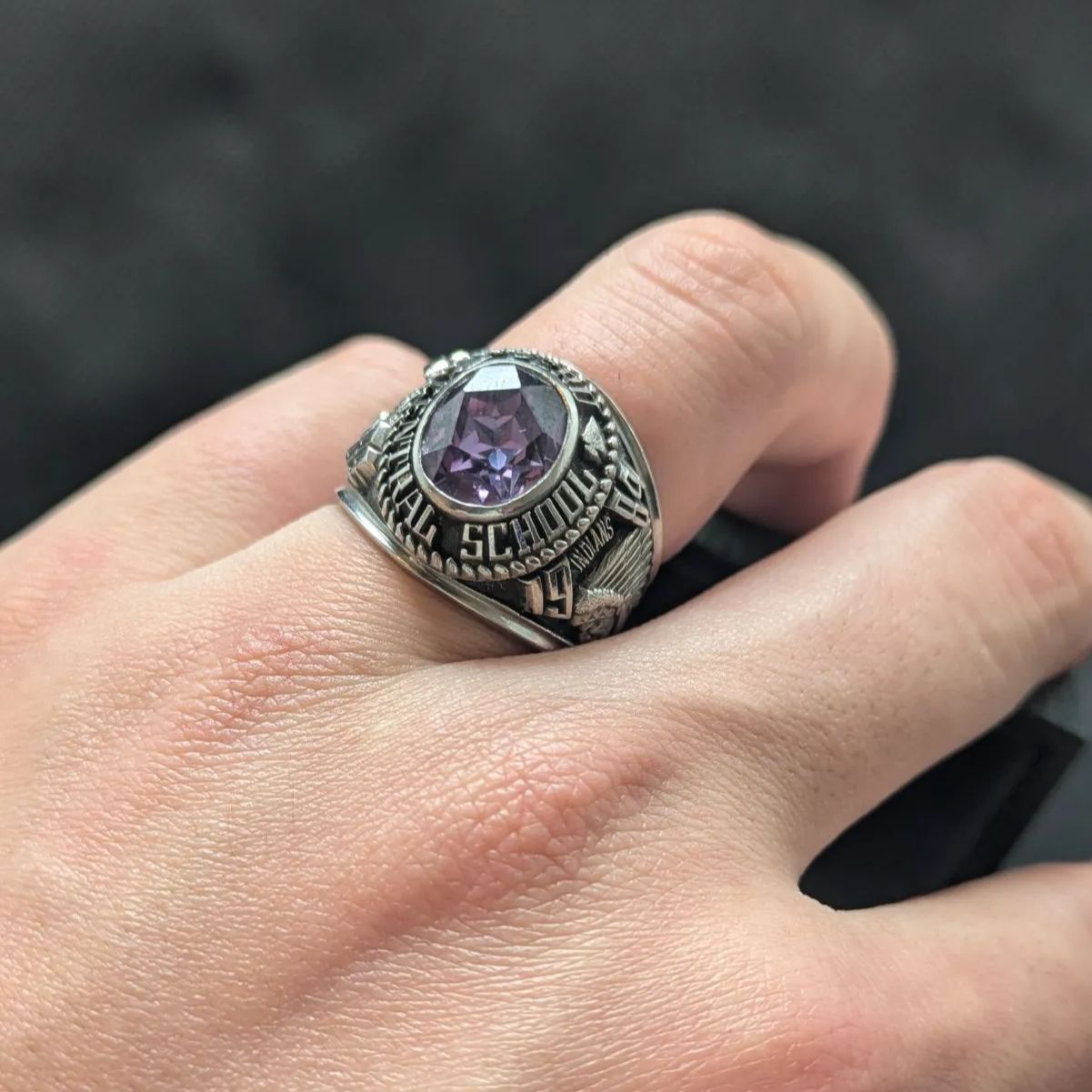 Balfour CEL 1984年 12号 ペルー中央高校 カレッジリング Balfour CEL 12号 1984年 カレッジリング ペルー中央高校 - メルカリ