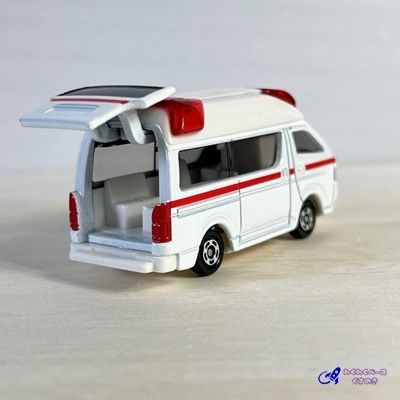 タカラトミー トミカ No.79 トヨタ ハイメディック救急車 箱