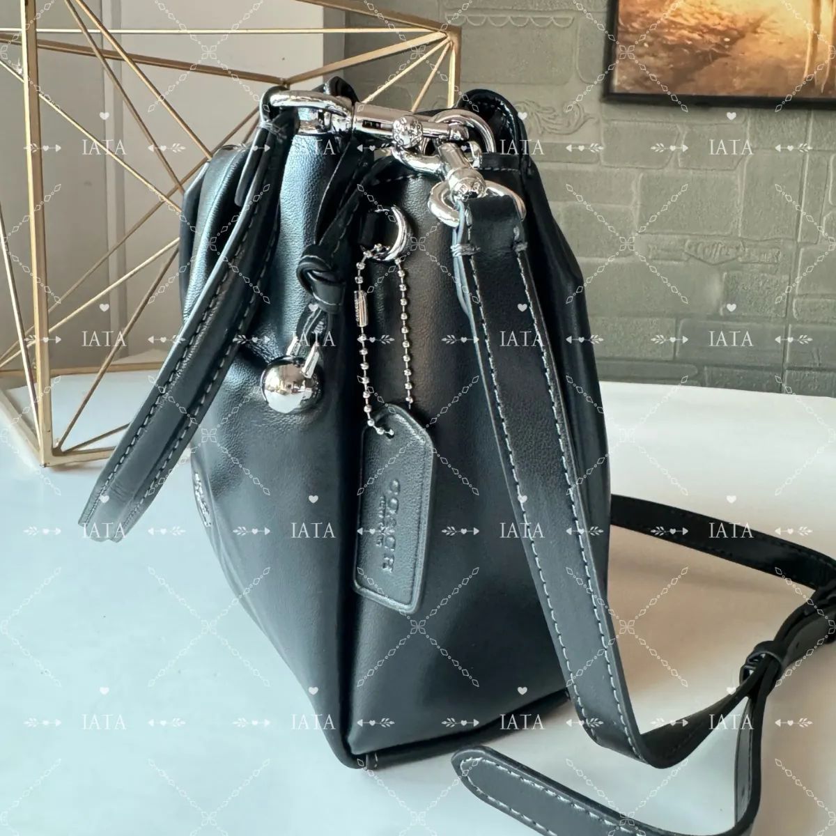 ◇定番人気◇COACHコーチショルダーバッグファーイエーCT763 ブラック  