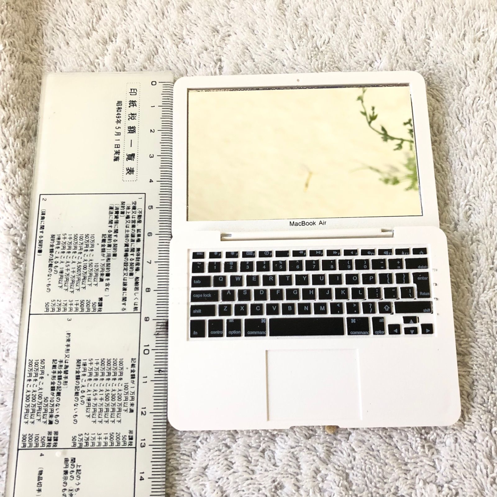 【ミニチュア】Mac Book Air風コンパクトミラー【ホワイト】