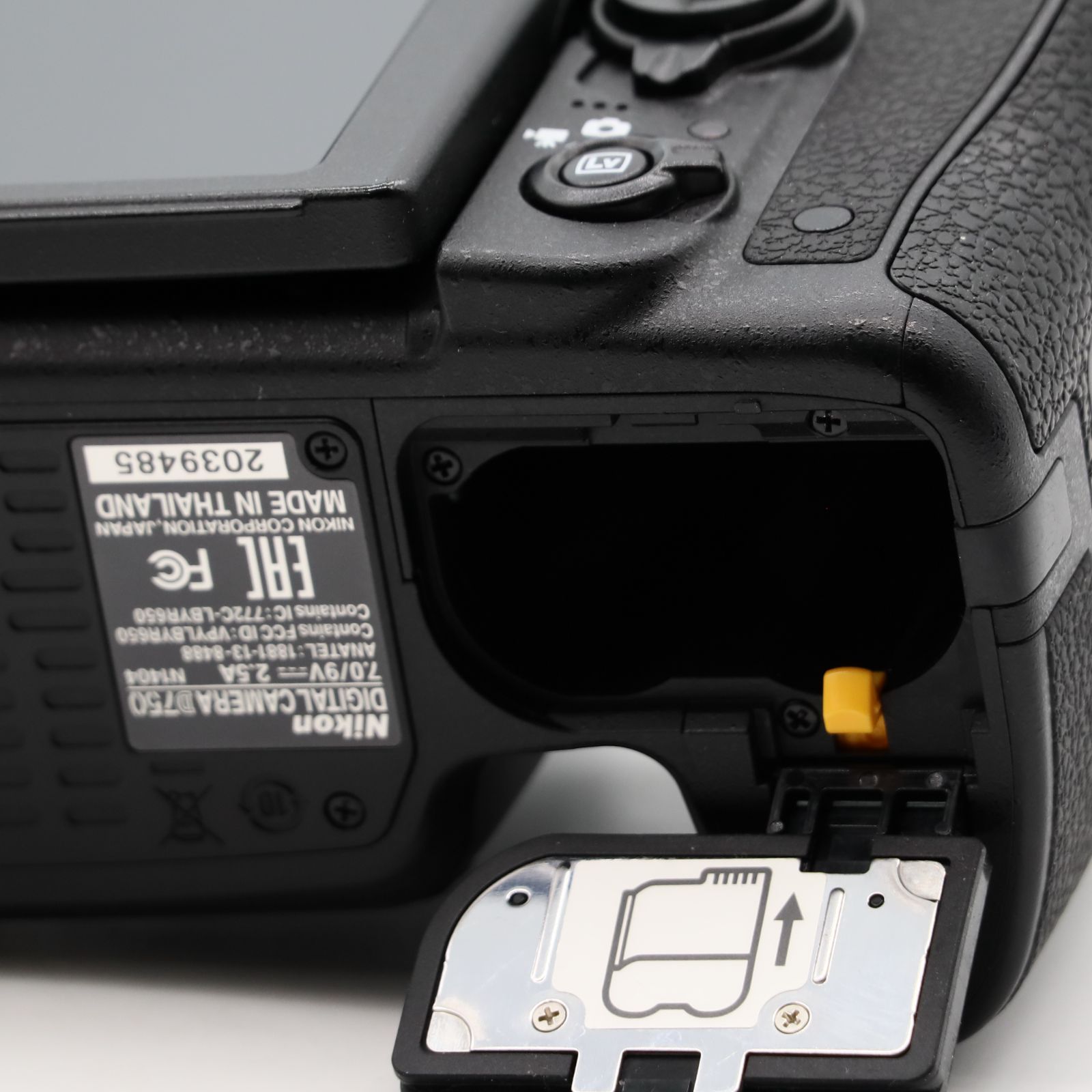 Nikon デジタル一眼レフカメラ D750 #3771 - メルカリ