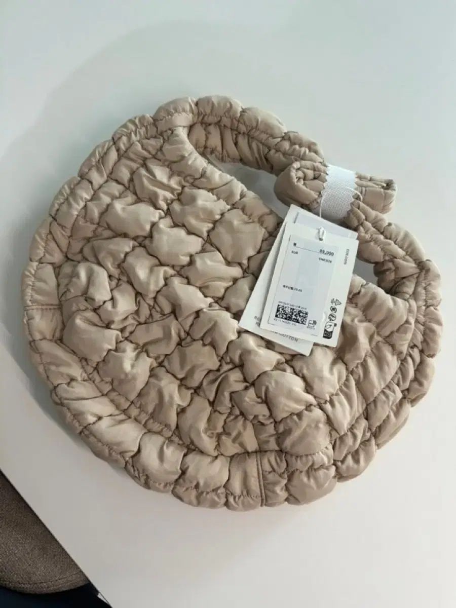 ヘルシーバックバッグ ビッグバッグ ルビー 短時間1回使用 中古美品