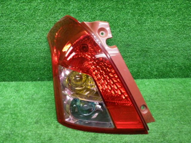 コーティング加工済　スズキ　ZC71S　ZC11S　スイフト　後期　左テールレンズ　201202124