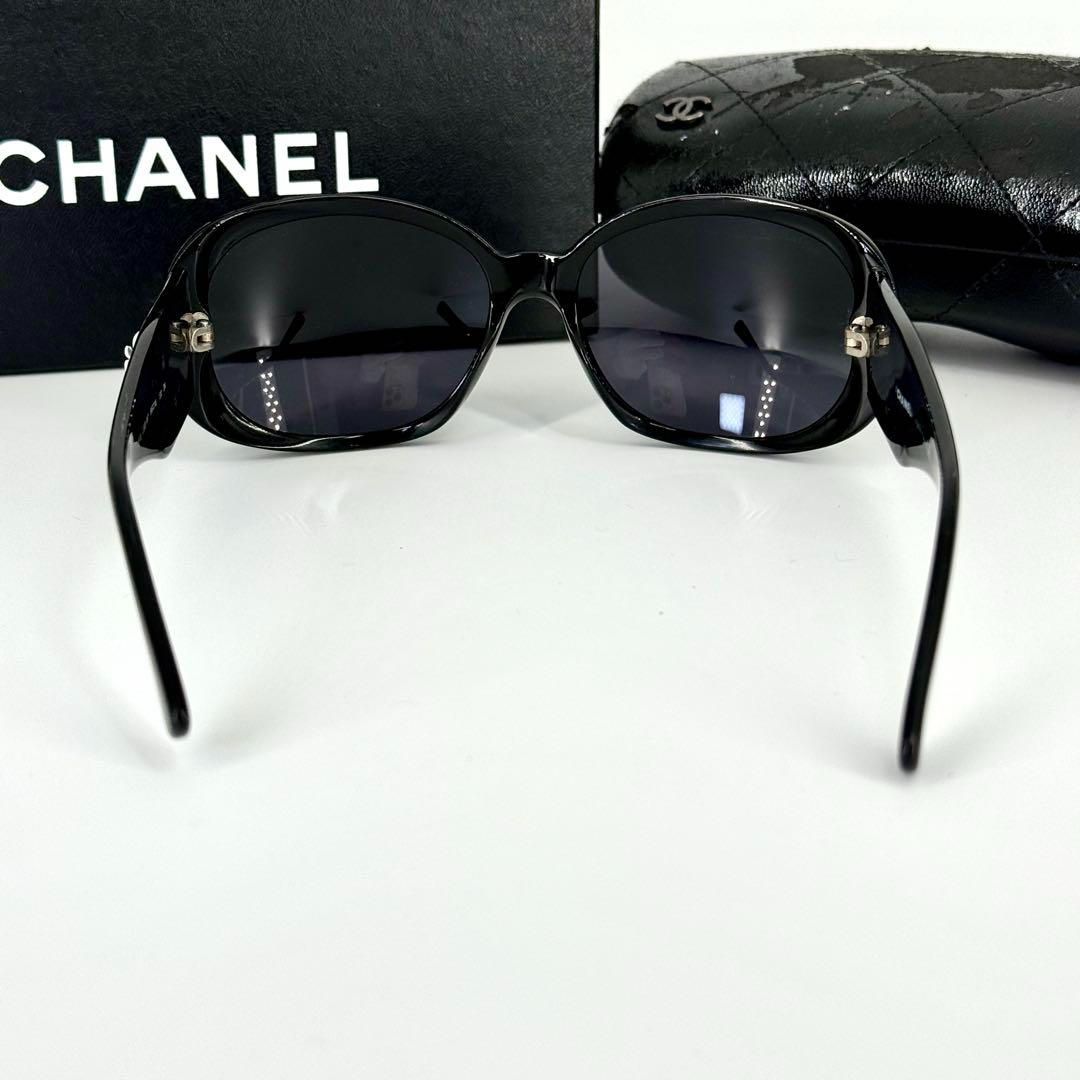 CHANEL サングラス カメリア ココマーク 5113 ブラック ホワイト 黒 CHANEL サングラス カメリア ココマーク 5113 ブラック ホワイト