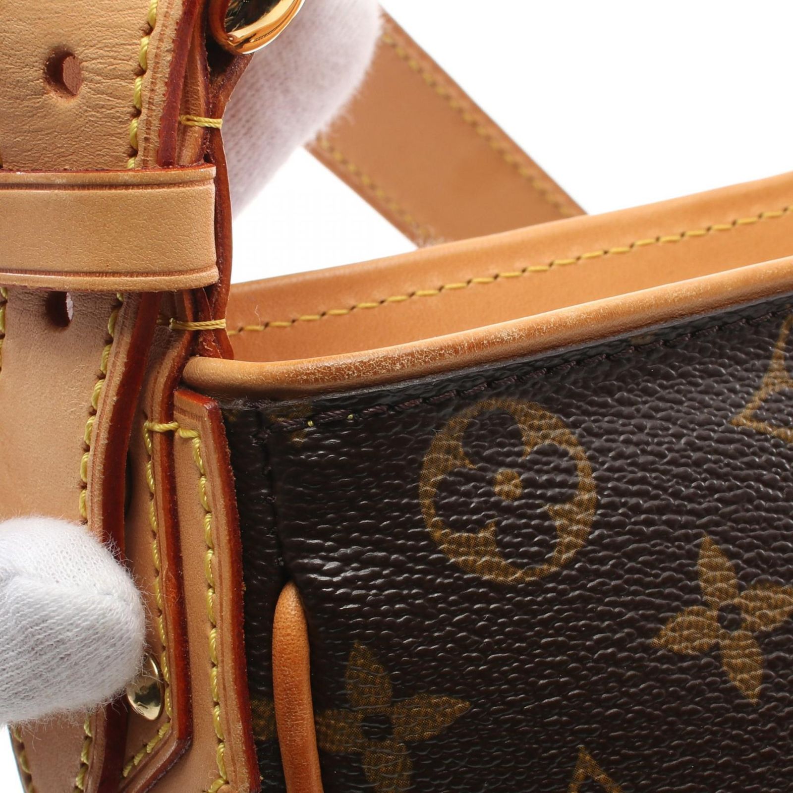 VUITTON