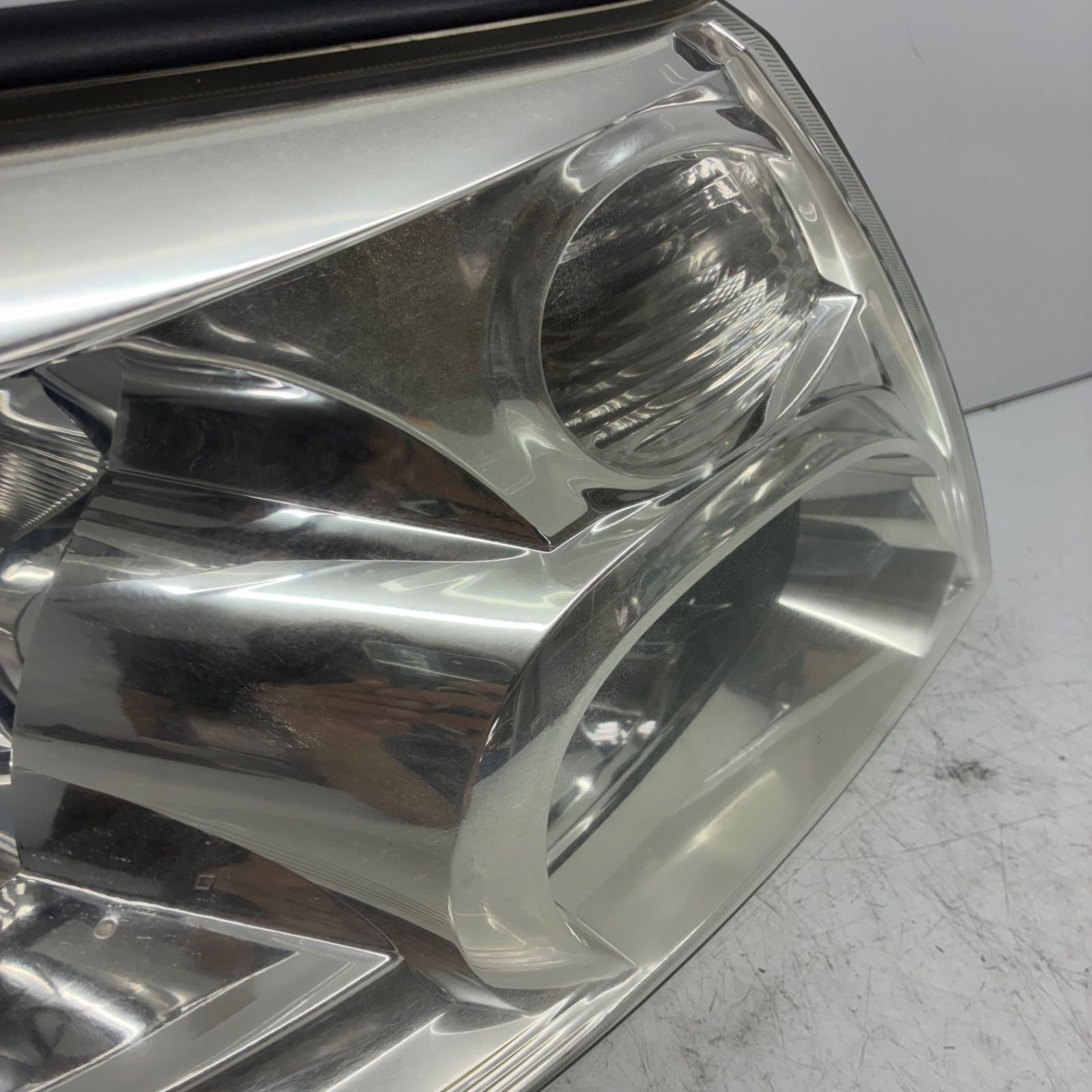 アルファード ANH10 MNH10 前期 HID ヘッドライト 左右セット