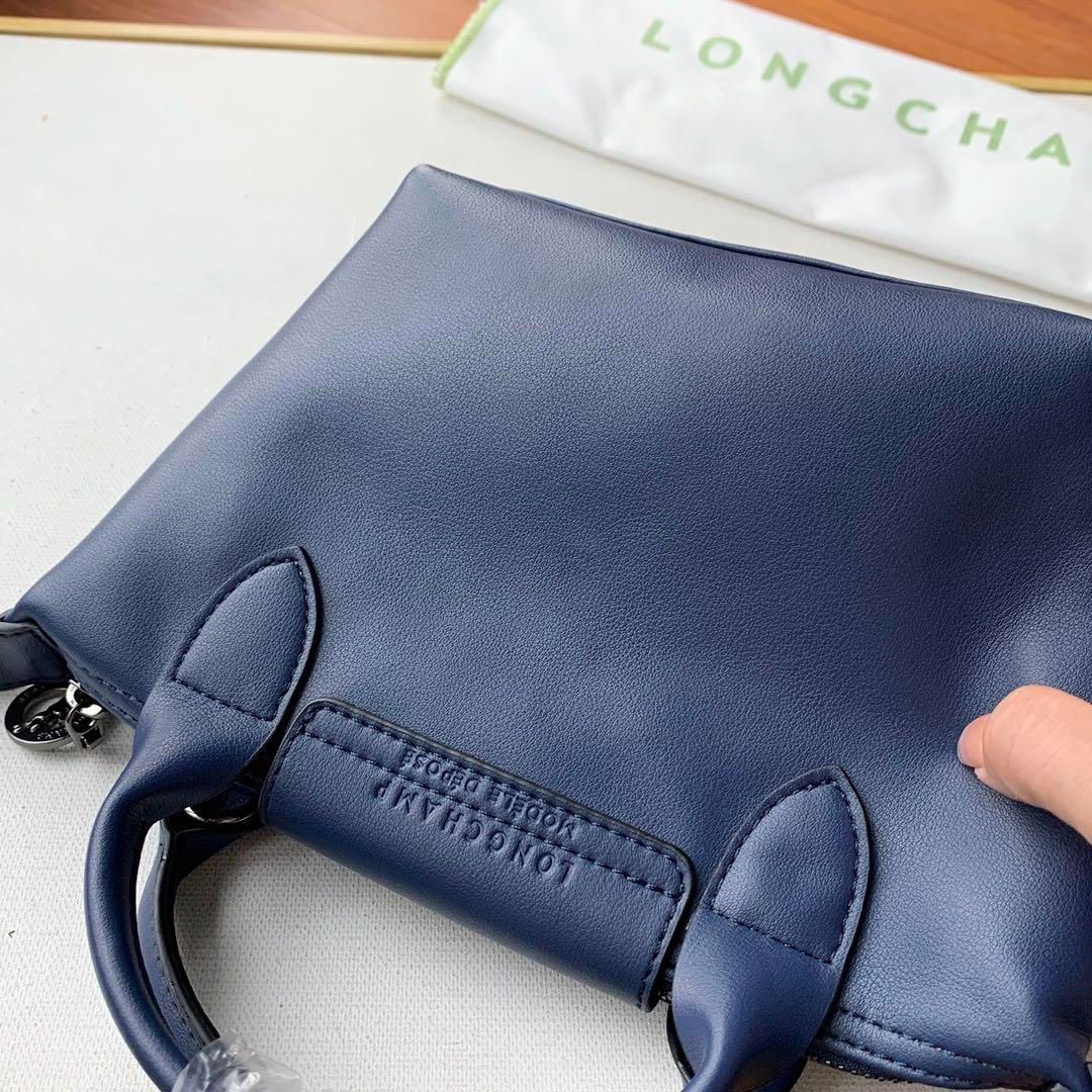 新品、未使用 Longchamp ロンシャン プリアージュ キュイールXS