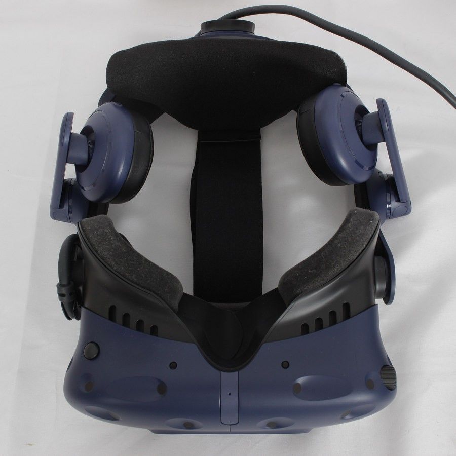 美品】HTC VIVE PRO フルセット 99HANW009-00 VR ヘッドマウントディスプレイ バイブ 本体 - メルカリ