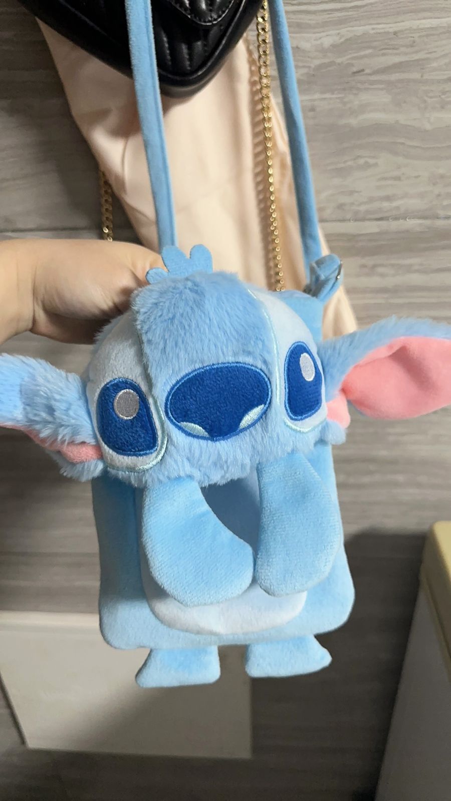 Disney ディズニー スティッチ ぬいぐるみ スマホショルダー