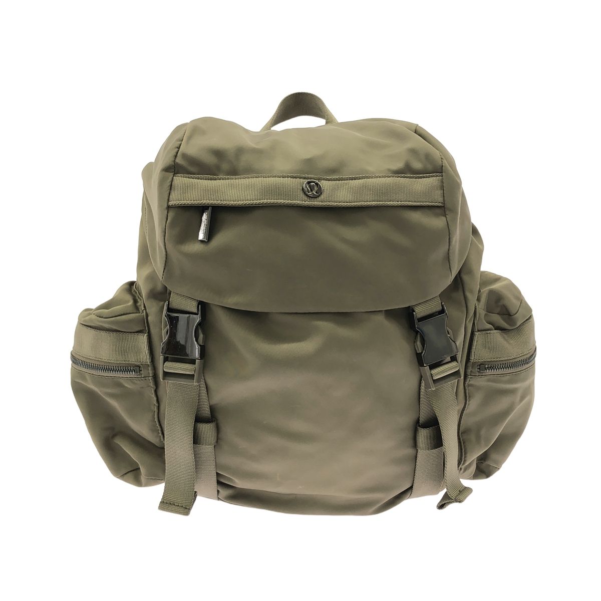 美品　ルルレモン　バックパック　カーキ lululemon ルルレモン Wunderlust backpack ナイロンバックパック