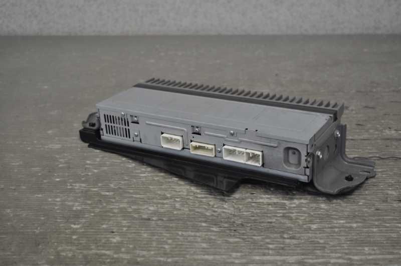 オーディオアンプ アンプ GSE20 レクサス IS 250 S 前期 86280-53110 s021002C