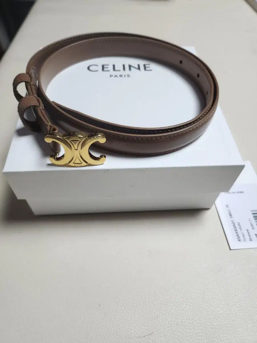 Celine(セリーヌ) トリオンフ ベルト ブロンズ スモール 75cm - メルカリ