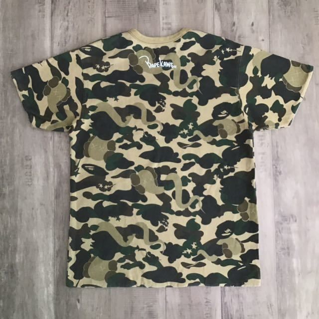 ☆リバーシブル☆ KAWS × BAPE bendy 1st camo Tシャツ Mサイズ a 