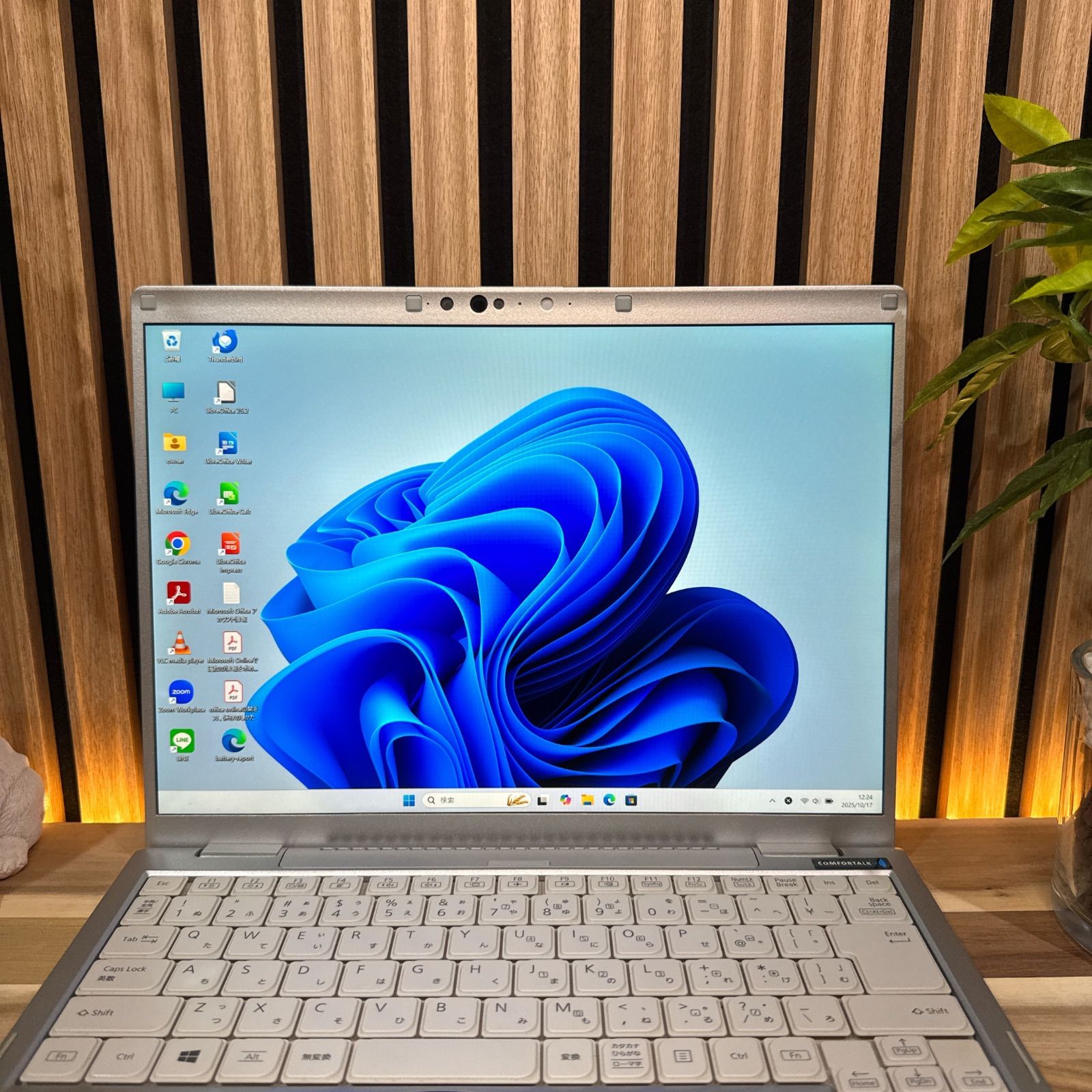 公式ショップ限定価格❣️/ 人気《高画質》Panasonic Let's Note