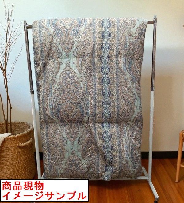 ダウン90％ ふっくら軽くて暖かい