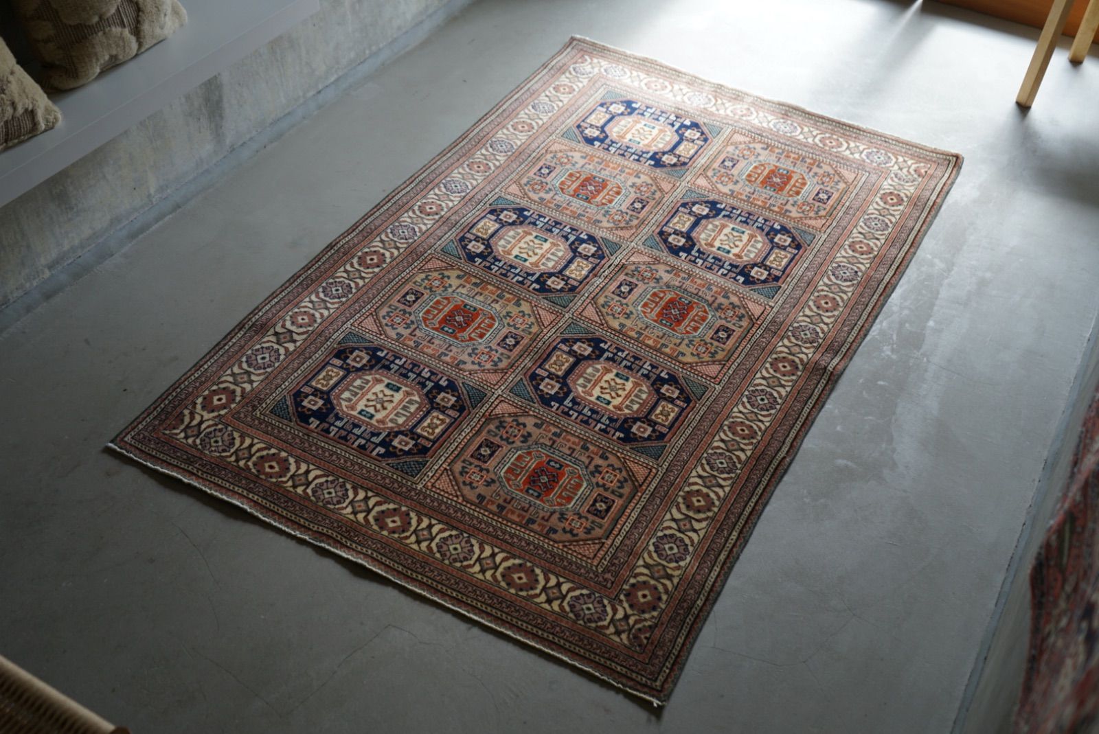 ヴィンテージラグ トルコ カイセリ 1950-1970年代 186 × 117 cm No.TR2592