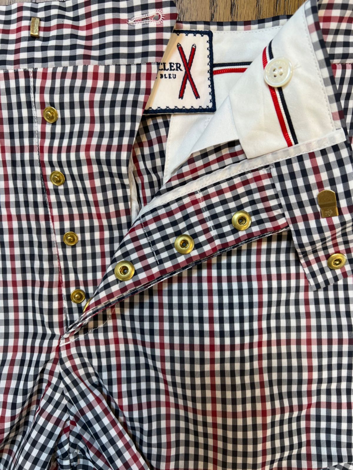 モンクレール　ガムブルー　ハーフ丈　【新品未使用】 モンクレール ガムブルー ハーフパンツ サイズ2 未着用 - メルカリ