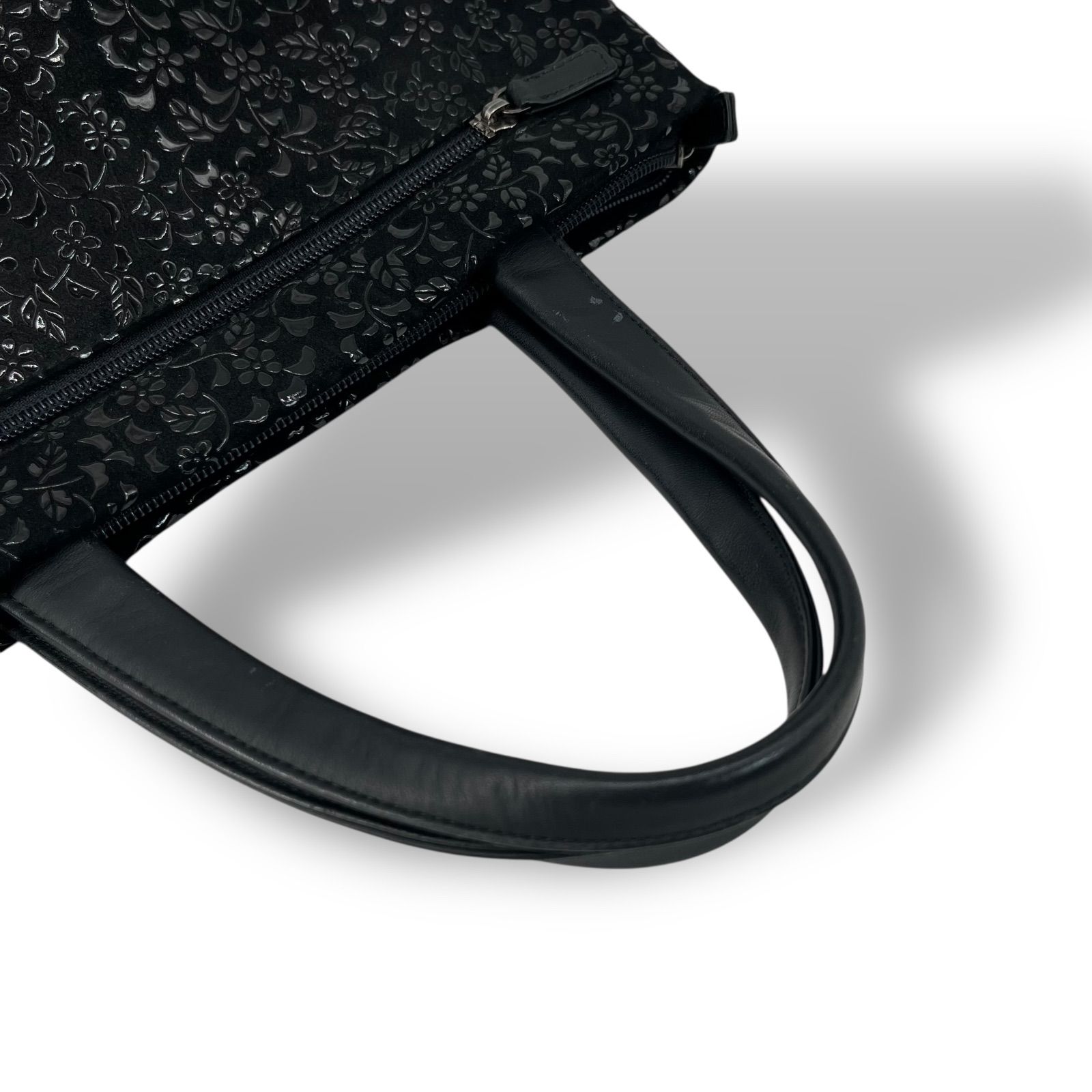 美品】印傳屋 インデンヤ 甲州印伝 ハンドバッグ エンボス 花柄 黒