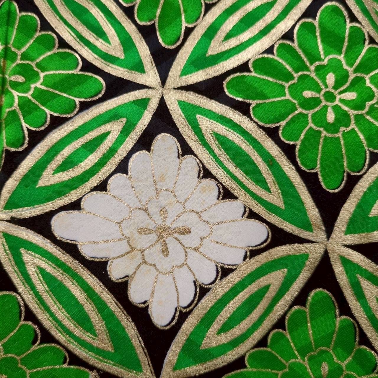 振袖 金駒刺繍 本金箔 七宝 裄66 正絹 着物 MK-215 - メルカリ