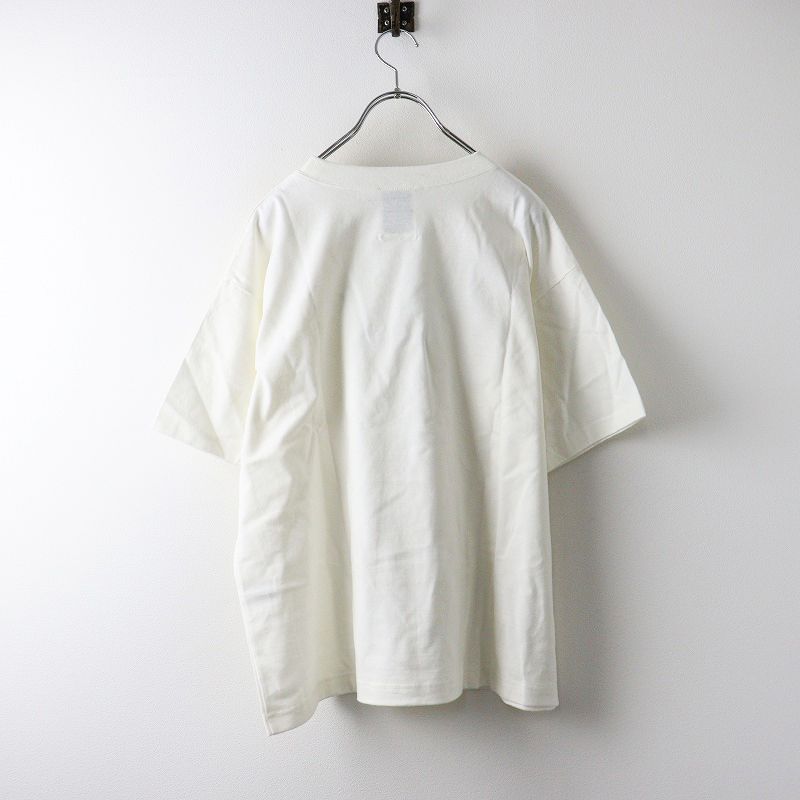 ロゴプリントTシャツ
