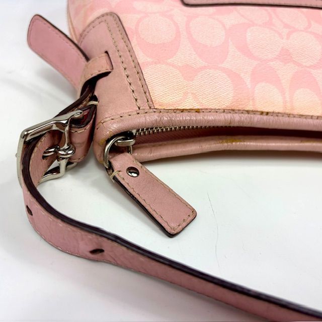 COACH コーチ ショルダーバッグ PVC シグネチャー 斜め掛け ピンク