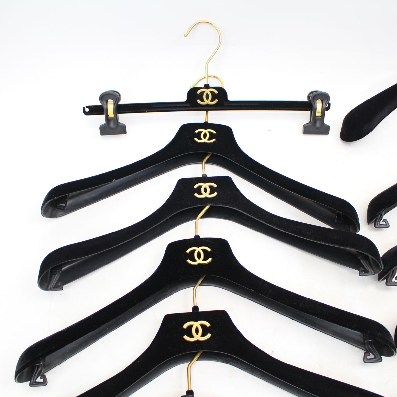 シャネル CHANEL ハンガー 16本セット シャネル CHANEL ハンガー 16本セット