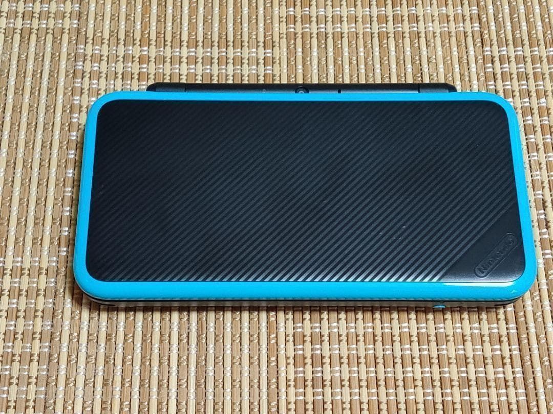 本体のみ New2DSLL ブラック×ターコイズ E