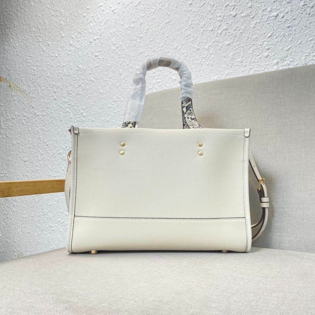 新品 COACH コーチ バスキアコラボ トートバッグ ハンドバッグ アイボリー - メルカリ